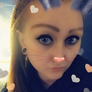 Meet your Posher, Tori